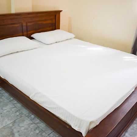 Hotel Yoho Adhikarana Mawatha Colombo Esterno foto