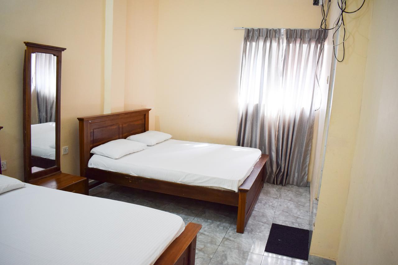 Hotel Yoho Adhikarana Mawatha Colombo Esterno foto