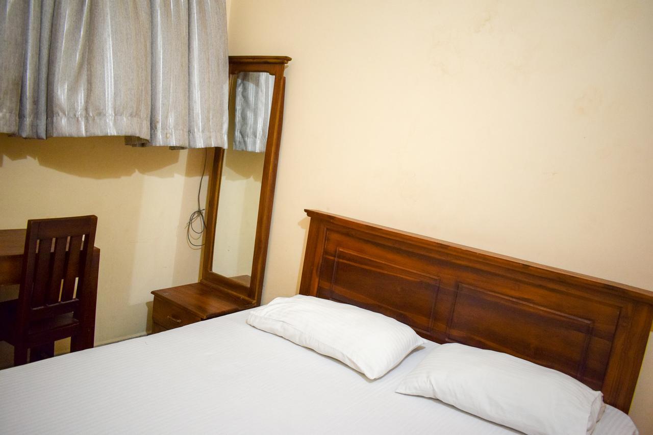 Hotel Yoho Adhikarana Mawatha Colombo Esterno foto