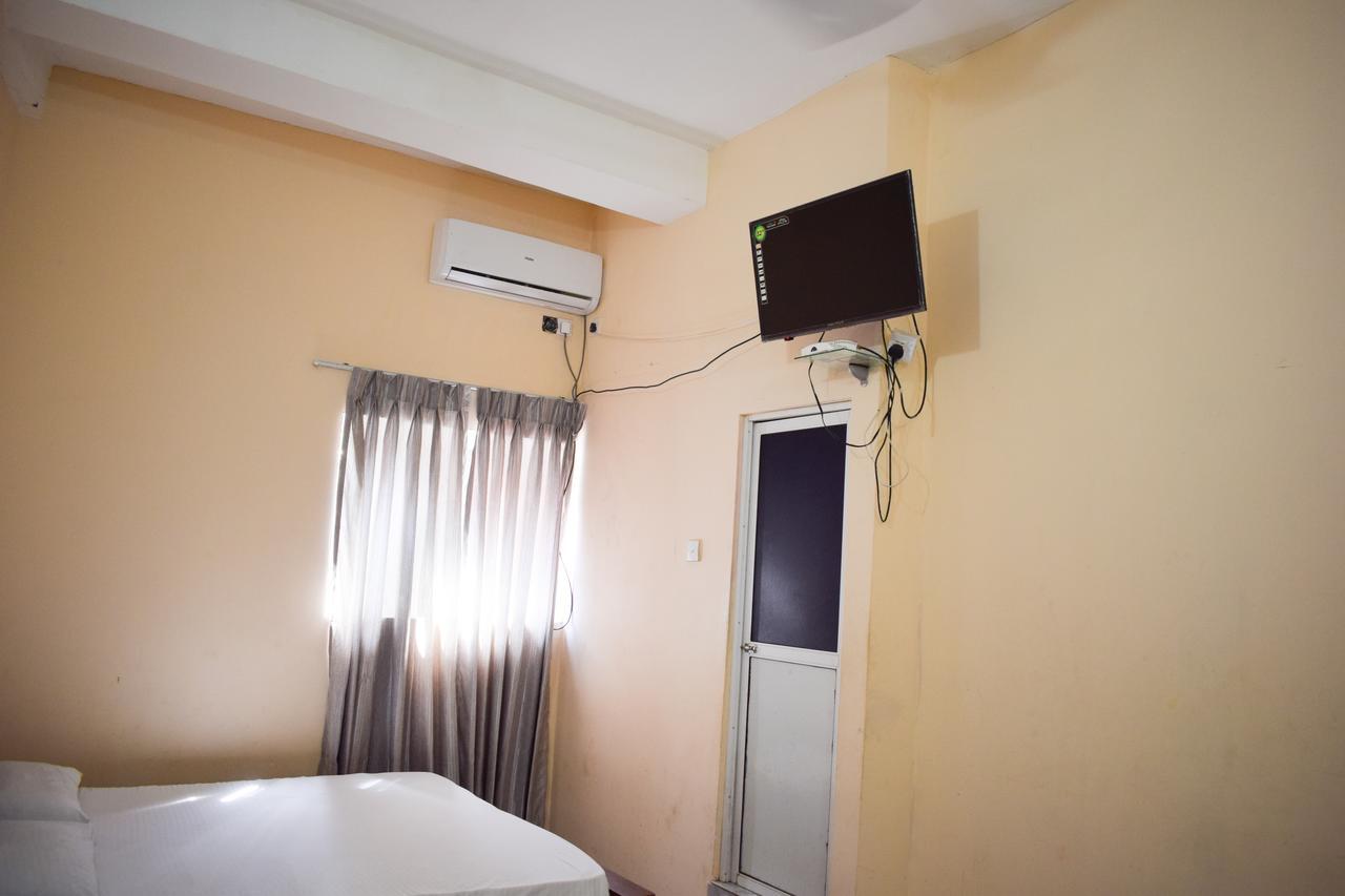 Hotel Yoho Adhikarana Mawatha Colombo Esterno foto