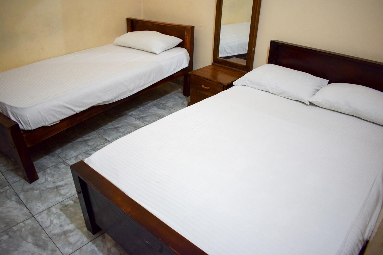 Hotel Yoho Adhikarana Mawatha Colombo Esterno foto