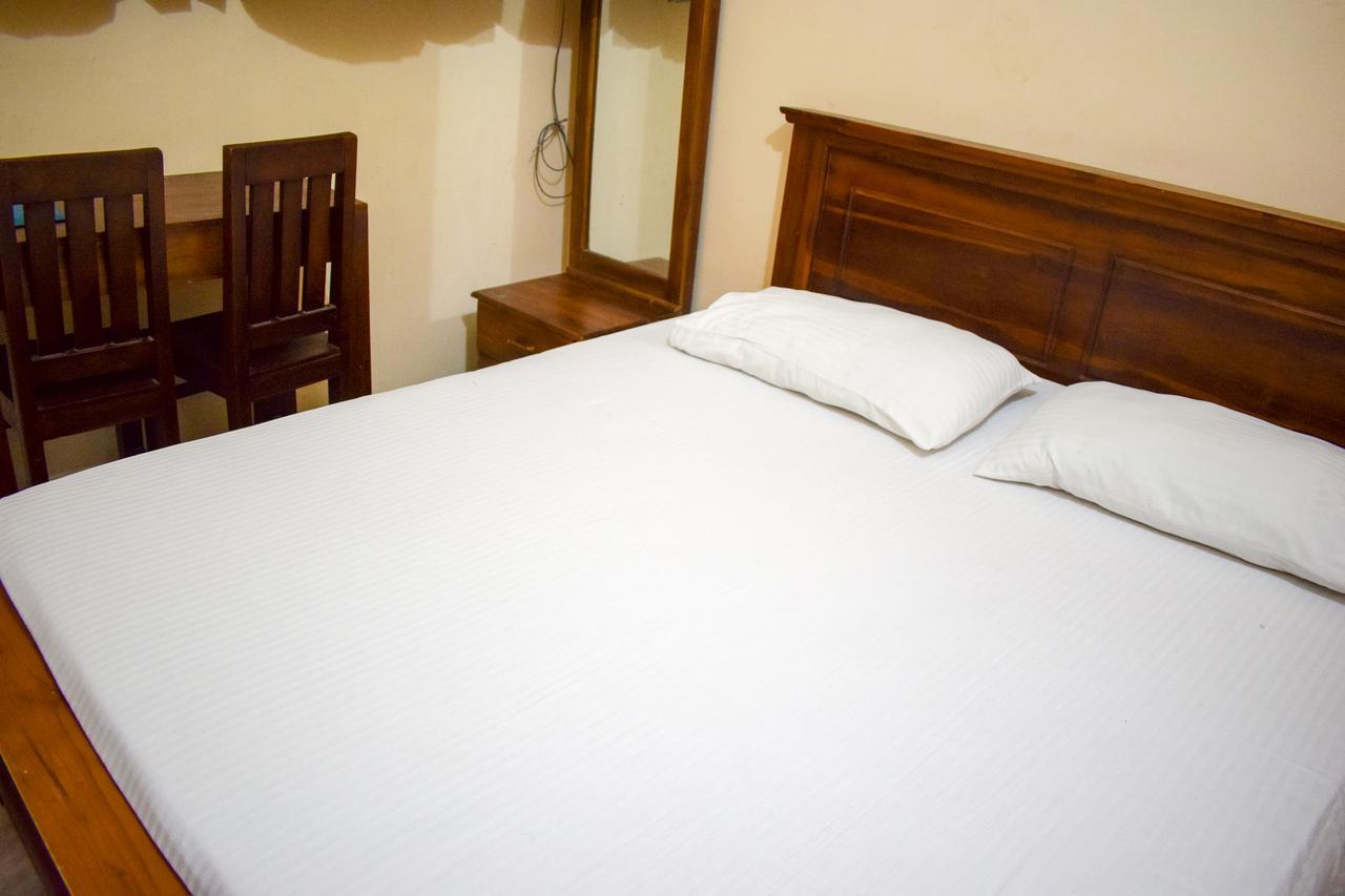 Hotel Yoho Adhikarana Mawatha Colombo Esterno foto